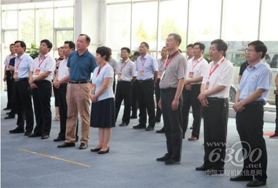 临沂市“党工共建”现场会与会领导到山东临工参观调研